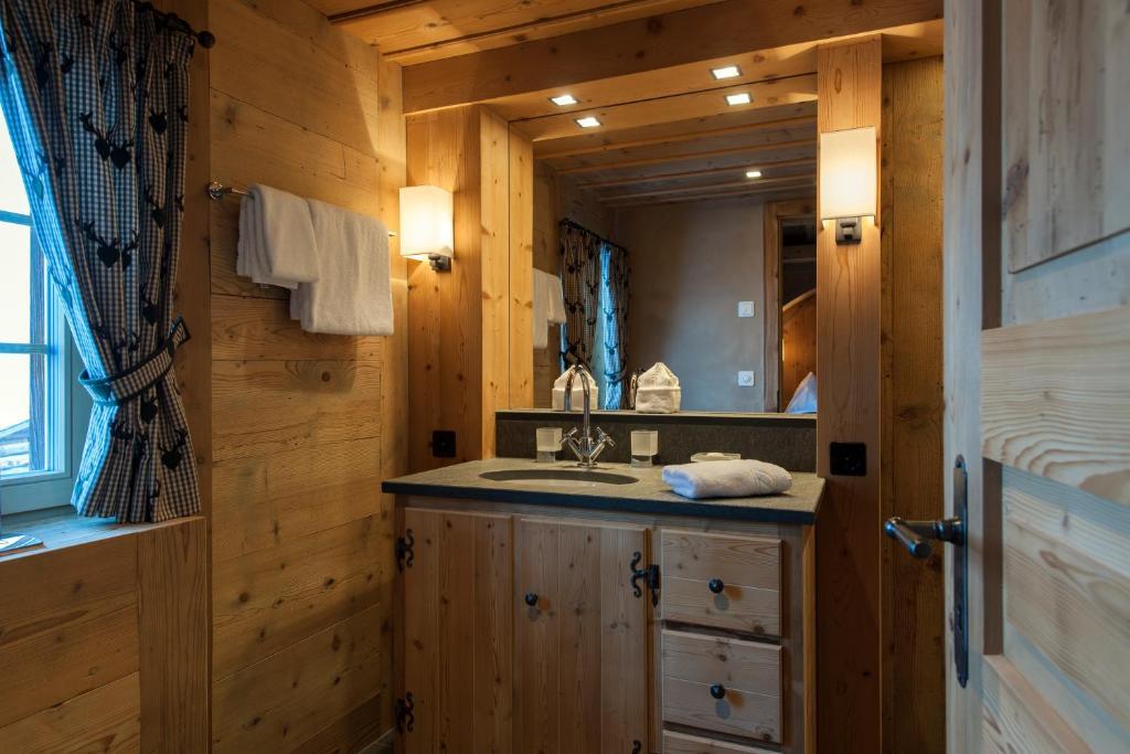 Chalet Berghof Sertig Clavadel Zimmer foto